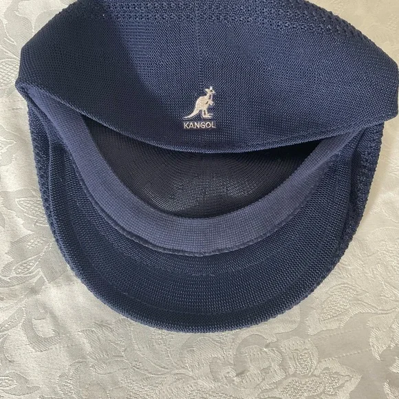 Vintage Kangol Tropic 504 Ventair Flat Cap made in England size Medium Navy Blue - Picture 6 of 8